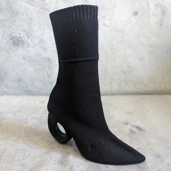 Burberry Kimberly Sculpt-Heel Sock Bootie in Black, Size 36 - Picture 6 of 14